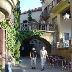 Испанская деревня